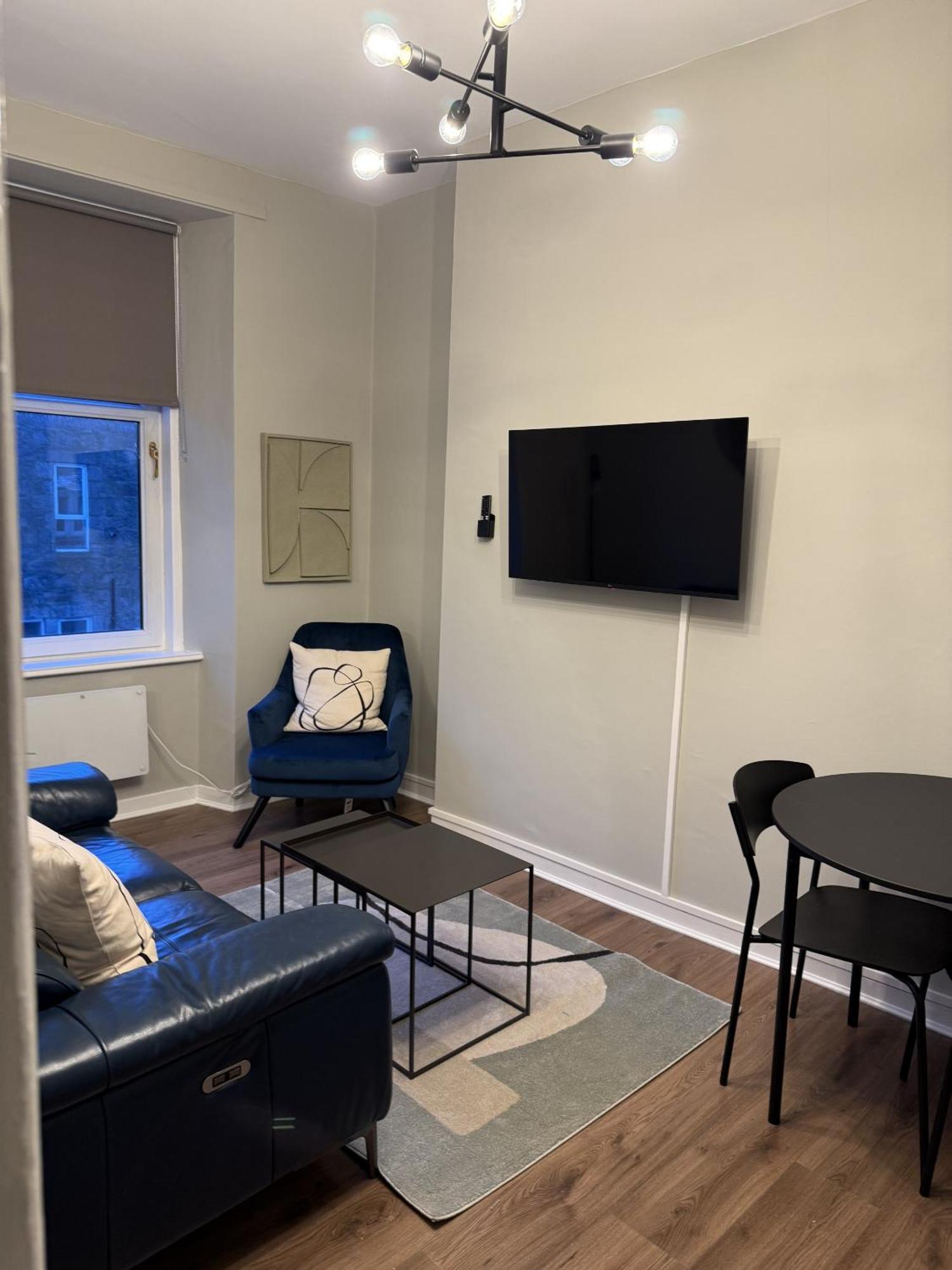 Skene Square 1 Bedroom Bed & Breakfast